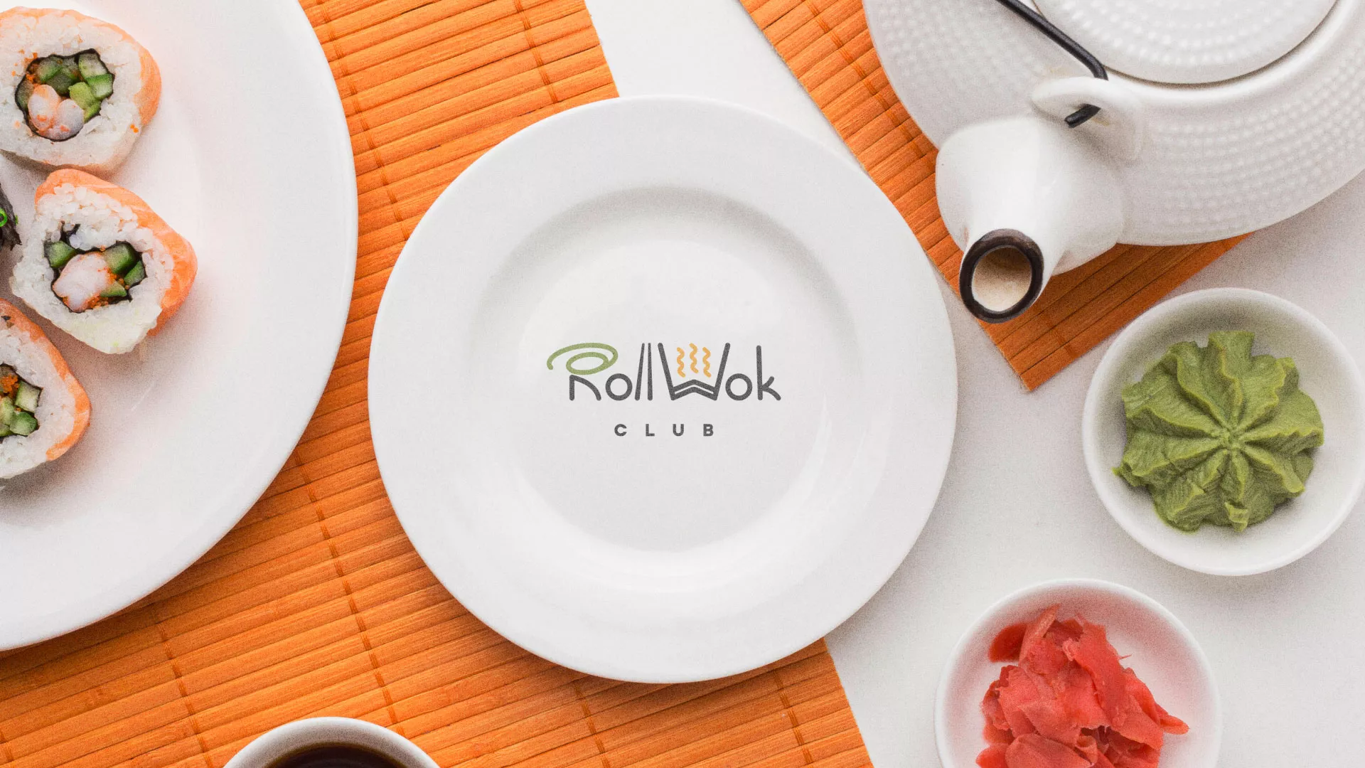 Разработка логотипа и фирменного стиля в Златоусте для суши-бара «Roll Wok Club» Разработка логотипа и фирменного стиля в Златоусте для суши-бара «Roll Wok Club»